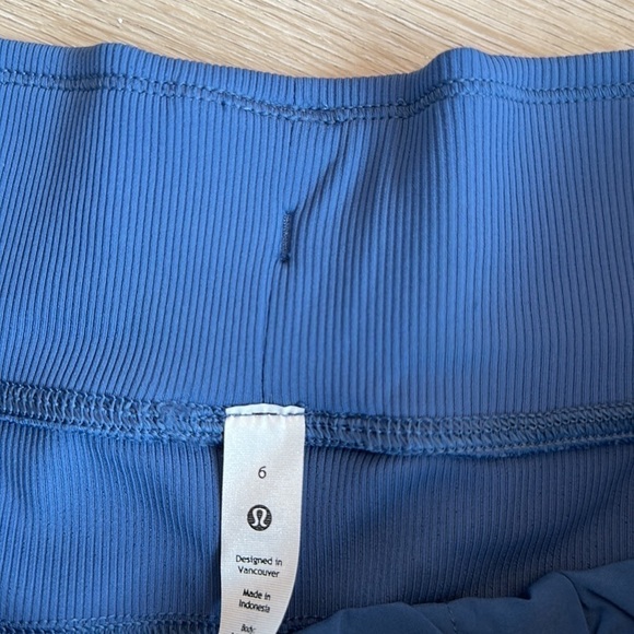 Lululemon Dance Studio Mid-Rise Jogger
Pitich blue - Picture 7 of 8